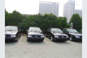 二手大众桑塔纳志俊1.8MT出租版——普陀区高性价比二手车选择